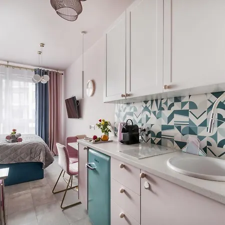 Apartament Mini Deluxe Metro Park Krzemieniecka *