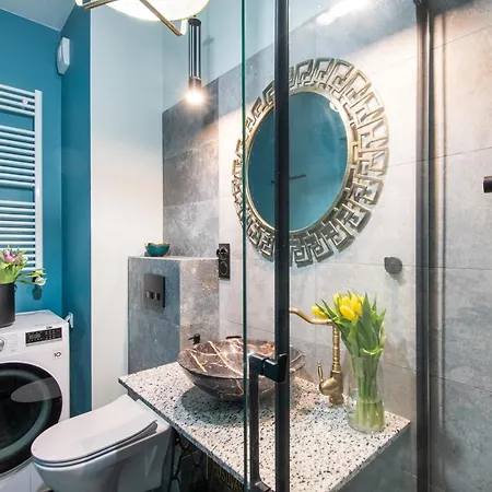 Metropark Krzemieniecka-lux-next Metro Slodowiec 10 Min To Center, Free Parking On The Street Apartment *