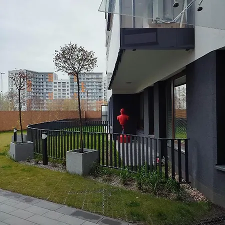 Metropark Krzemieniecka-lux-next Metro Slodowiec 10 Min To Center, Free Parking On The Street * Warszawa